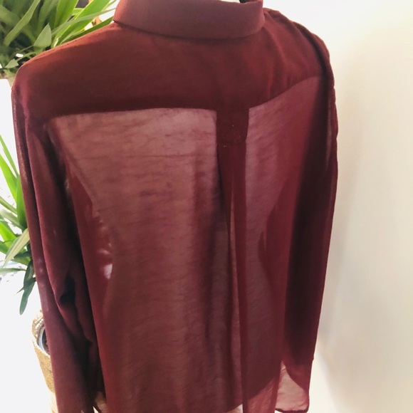 MINKPINK BUTTON DOWN BLOUSE - Picture 5 of 8